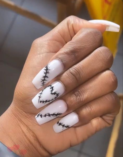 #nails #nailsofinstagram #nailart #acrylic #acrylicnaildesigns #acrylicnailscoffin #barbedwire #heart Acrylic Nails Coffin, Barbed Wire, Heart Nails, Cute Acrylic Nails, Acrylic Nail Designs, Henna, Acrylic Nails, Nail Art, Nails