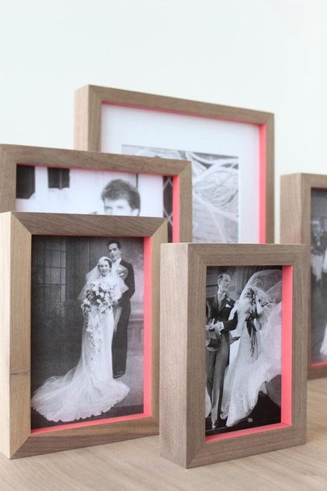 Frame Colors Ideas, Creative Wedding Decor Ideas, Neon Picture Frame, Creative Ways To Frame Art, Photo Matting Ideas Diy, Funky Picture Frame, Diy Picture Frames Wooden, Painted Frames Ideas, Painted Picture Frames Diy