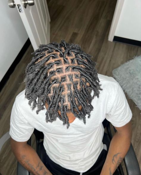 Comb Coil Starter Locs Men, Low Taper Dreads, Mens Starter Locs, Instant Locs Men, Short Two Strand Twist Locs, Men 2 Strand Twist, Free Part Locs, Short Loc Styles For Men, Starter Locs Men