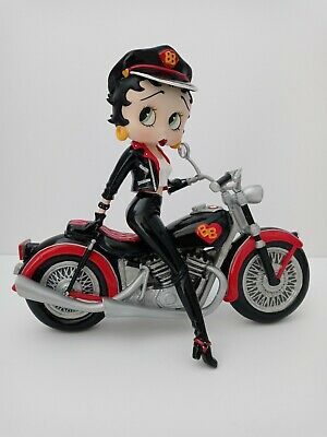 Betty Boop Figurines, Betty Boop Art, Classic Cartoon Characters, Danbury Mint, Pretty Room, I Love Lucy, Classic Cartoons, Cute Wallpaper Backgrounds, Model Cars