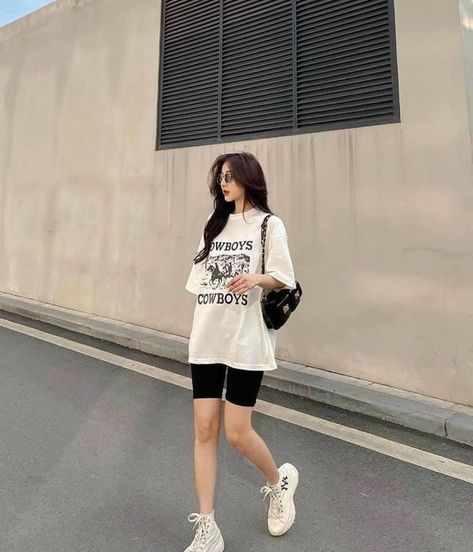 여름 스타일, Pakaian Feminin, Korean Casual Outfits, Casual Day Outfits, Causual Outfits, Sporty Outfits, 여자 패션, Moda Fitness, Fashion Mode