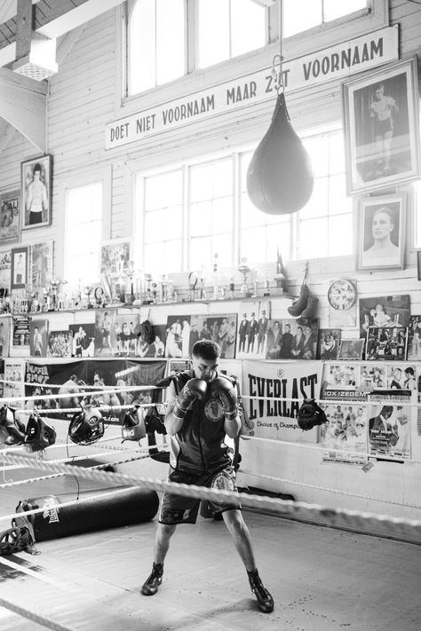 Liridon Fazlio - Boxing Photoshoot at Flandria Boxing Ostend #portraitphotoshoot #business #smallbusiness #model #beautiful #photoshoot #beauty #studio #studiophotoshoot #creativeinspiration #portraitphotography #portraits #postmoreportraits #quitethechaos #boxingphotoshoot #athlete #boxing Black And White Boxing Photography, Boxing Film Photography, Boxing Training Aesthetic, Cdg Foamposite, Boxing Portrait, Vintage Boxing Gym, Boxing Photoshoot, Boxing Photography, Photography Boxes