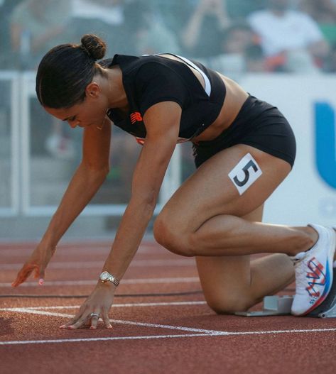 Sydney McLaughlin Sydney Mclaughlin, Elevate Your Home, Winter 2024, Track And Field, Fall And Winter, Dining Tables, Unique Style, Sydney, Fitness Motivation