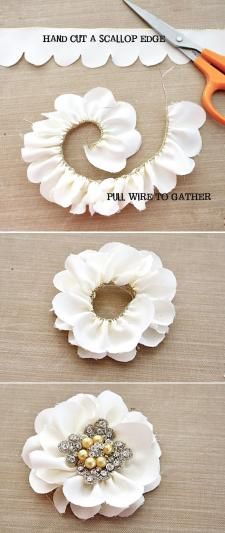 Handmade Flowers Tutorial, Jewel Stones, Buat Pita, Diy Flores, Fleurs Diy, Ribbon Flower, Ribbon Crafts, Diy Hair Accessories, Flower Hair Clips