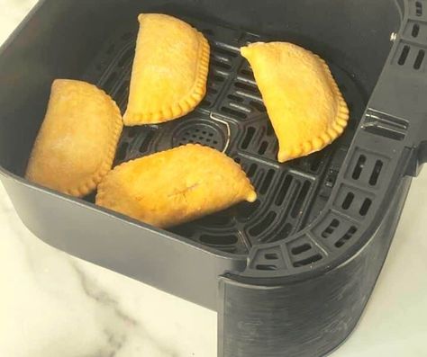 Air Fryer Totino's Pizza Stuffers - Fork To Spoon Totinos Pizza, Oil Mister, Cooks Air Fryer, Frozen Pizza, Snack Options, Frozen Treats, Frozen Food, Air Fryer Recipes, Simple Ingredient