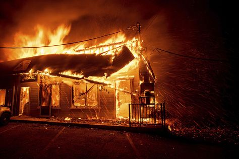 Within 24 hours, the Camp Fire has burned more than 20,000 acres, and has virtually destroyed the town of Paradise. House On Fire, Burning House, Luxury Boat, California Wildfires, Wine Country California, The Weather Channel, Gas And Electric, Peaky Blinders, Wine Country