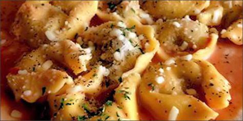 Chicken Proscuitto Tortelloni Diners, Drive-Ins and Dives Total Time: 45 min http://www.foodnetwork.com/recipes/chicken-proscuitto-tortelloni.html?oc=linkback Prosciutto Tortellini, Tortelloni Recipes, Chicken Prosciutto, Chicken With Prosciutto, Momma Mia, Tortellini Recipes, Italian Chef, Pasta Pasta, Guy Fieri