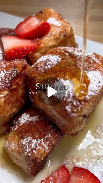 Sugar Strawberries, Stuffed French Toast Cream Cheese, French Toast Ingredients, Stuffed French Toast, Cheese Powder, Hawaiian Sweet Rolls, Powder Sugar, Hawaiian Rolls, Sweet Rolls