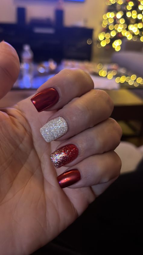 Red chrome, red glitter gel polish and dip powder white glitter Chrime Nails, Sparkly Christmas Nails, Chrome Red, Affordable Boutique Clothing, Sparkly Christmas, Red Chrome, Christmas Manicure, Glittery Nails, White Glitter Nails