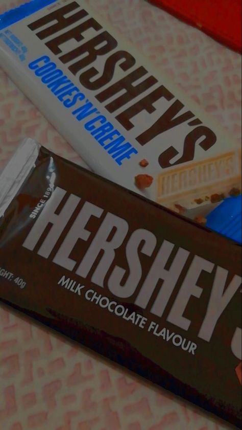 Hershey Bar Aesthetic, Hersheys Chocolate Aesthetic, Hersheys Chocolate Bar Aesthetic, Chocolate Fake Snap, Chocolate Bars Aesthetic, Chocolate Bar Aesthetic, Hershey White Chocolate, Chocolate Hershey, Hersheys Chocolate