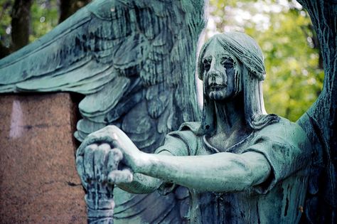 Lake View Cemetery: The Haserot Angel - Imgur Haserot Angel, 헬로키티 배경화면, Kunst Inspo, Cemetery Statues, Angel Statue, Atlas Obscura, Cemetery Art, Art Sacre, Angel Aesthetic