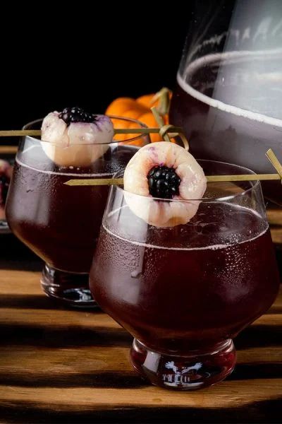 Cherry Eyeball Halloween Punch Recipe Eyeball Halloween, Halloween Punch Recipes, Halloween Punch, Halloween Cocktail, Beer Shop, Punch Recipe, Halloween Eyeballs, Light Rum, Halloween Cocktails