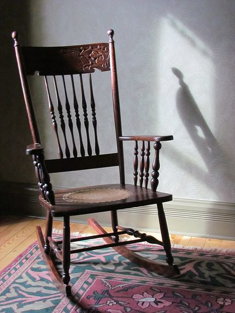 Irish folk belief claims that if you set an empty rocking chair rocking, you invite evil spirits to occupy the empty seat. Rocking Chair Vintage, Chair Reference, Victorian Rocking Chair, Antique Rocking Chair, Reading Nook Chair, Old Rocking Chairs, Rocking Bench, Antique Wooden Chairs, Irish Folk