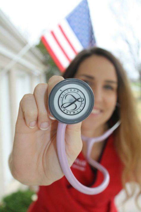 Professional Nurse Photoshoot, Poses With Stethoscope, Nursing Graduation Photoshoot, Medical Photoshoot, Book Hacks, Pictorial Ideas, Grad Shoot, School Pics, Dr World