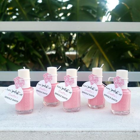 Bridal Shower Inspo & essie (@pinkfoxpapercraft) • Instagram photos and videos Nail Polish Party, Mani Thanks, Nail Polish Favors, Wedding Nail Polish, White Bridal Shower, Kids Favors, Wedding Shower Favors, Nail Polish Bottles, Wedding Favor Tags