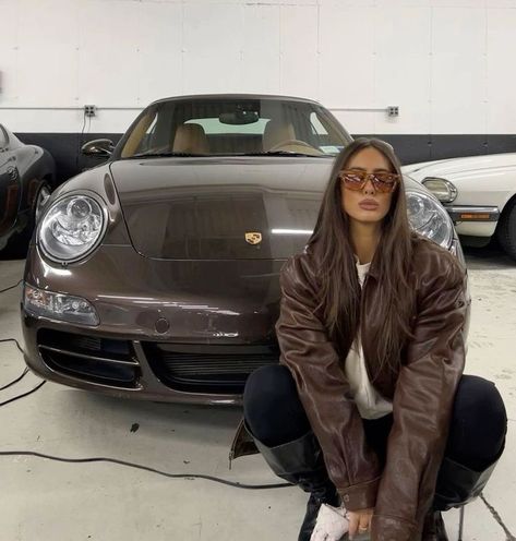 Porsche Mum Aesthetic, Super Rich Kids, Classy Cars, Future Lifestyle, Rich Kids, Dream Lifestyle, Car Girl, Brown Aesthetic, Mode Inspo