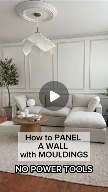 How To Make Wall Moulding, Diy Wall Moulding Ideas, Bedroom Moulding Wall, Moulding On Walls Living Room, Living Room Molding Ideas, Diy Molding Wall, Modern Wall Moulding, Moulding Design On Wall, Wall Moulding Ideas Living Room