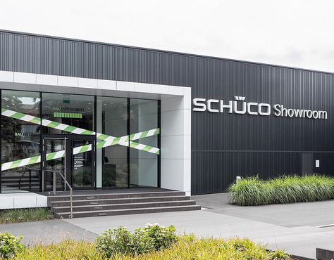 Schüco Showroom | Bielefeld 2017 on Behance Car Showroom Architecture, Dart Design, Car Showroom Design, Company Headquarters, Industrial Sheds, Commercial Design Exterior, Factory Architecture, Warehouse Design, Industrial Architecture