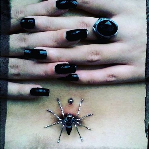 Goth Belly Piercing, Gothic Belly Button Piercing, Goth Belly Button Piercing, Goth Stick And Poke, Goth Piercings, Industrial Piercing Jewelry, Belly Piercing Jewelry, Piercing Inspo, Cool Piercings