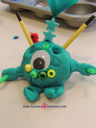 Monster Playdough #monster #halloween #playdough #sensory #autumn #halloweenlessonplan #playdoughlessonplan #sensorylessonplan #autumnlessonplan #toddler #preschool #preschoollessonplan #starstraining #120hourscdatraining Monster Playdough, Halloween Playdough, Preschool Playdough, Halloween Lesson Plans, Playdough Sensory, Fall Lesson Plans, Halloween Lesson, School Halloween Party, Preschool Lesson Plan