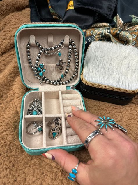 DIY jewelry case