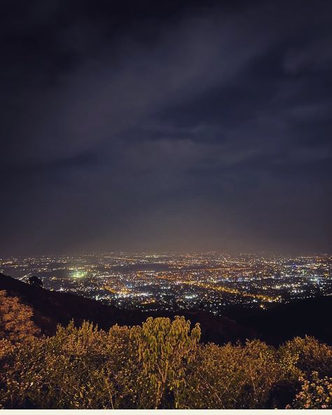 *Islamabad night view from Monal* Monal Islamabad, Monal Islamabad Pakistan, Monal Restaurant Islamabad Night View, Islamabad Aesthetic, Islamabad Pakistan, Wattpad Background, Night Food, Fake Pictures, Art Drawings Sketches Creative