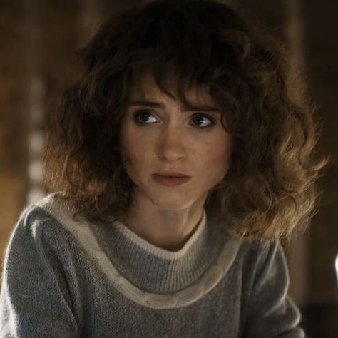 nancy wheeler stranger things season four icon in 2022 | Nancy stranger things, Stranger things girl, Nancy wheeler stranger things Nancy Wheeler Makeup, Nancy Wheeler Season 4, Nancy Wheeler Stranger Things, Tyler Core, Marauders Aesthetic, Natalia Dyer, St Cast, Nancy Wheeler, Stranger Things Girl