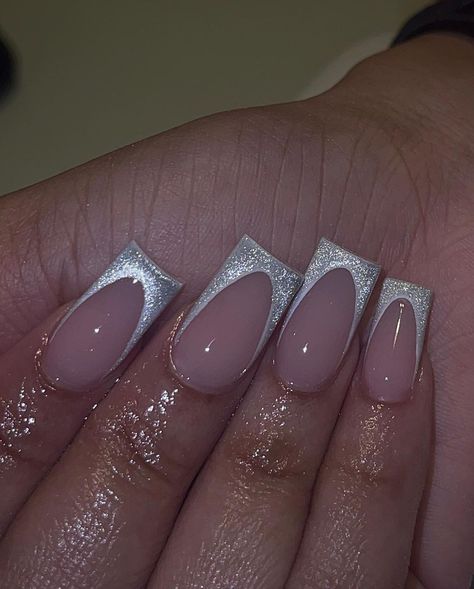 LONG ISLAND NAIL TECH | cat eye french🤍 | Instagram French Cat Eye Nails, Cat Eye French Tip Nails, Cat Eye French Tip, French Cat Eye, Island Nails, French Cat, Cat Eye Nails, Glam Nails, French Tip Nails