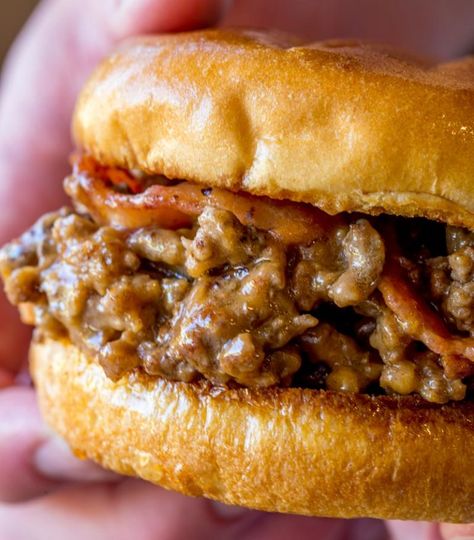 We loved these Bacon Cheeseburger Sloppy Joes so much we made them again the next day! Bacon Cheeseburger Sloppy Joes, Fried Onion Burger Recipe, Sloppy Joes Dinner, Cheeseburger Sloppy Joes, Onion Burger Recipe, Onion Burgers, Homemade Sloppy Joe Sauce, Homemade Sloppy Joe Recipe, Dinner Then Dessert