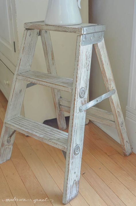 How to Achieve a Really Distressed Paint Finish on Furniture | anderson + grant Step Ladder Ideas, Rabbit Cottage, Upcycle Ladder, Refurbish Ideas, Wooden Step Ladder, Ladder Ideas, Dream Porch, Distressed Furniture Diy, Shallow Shelves