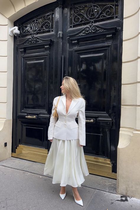 Sophia Tuxford, White Blazer, Blazer, Skirt, Outfit Inspo, On Instagram, White, Instagram