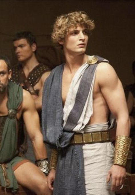 Greek Male Costume, Greek Aesthetic Fashion Men, Ancient Greece Fashion Men, Apollo Halloween Costume, Ancient Greek Fashion Men, Greek Man Aesthetic, Chiton Greek Male, Greek Mens Fashion, Greek Clothes Male