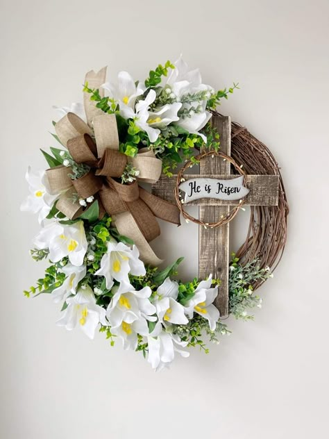 Cross With Crown, Easter Wreath Cross, Cross Wreaths, Easter Door Wreaths, Easter Paintings, Easter Spring Wreath, Cross Wreath, Silk Arrangements, Easter Lily