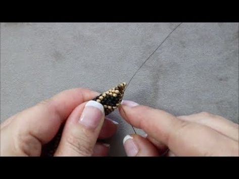 Twist Beads, Beadwork Tutorial, Bead Crochet Rope, Beautiful Beadwork, Seed Bead Patterns, Crochet Rope, Beading Techniques, Seed Bead Tutorial, Beaded Rope