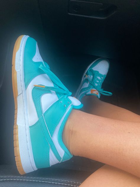 Sea foam green nike dunks Clear Jade Dunks Outfit, Noise Aqua Dunks, Nike Dunks Low White Mint, Sea Foam Nike Shoes, Teal Nike Dunks, Dunks Outfit, Blue Nike, Sporty Outfits, Couple Outfits