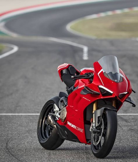 Motorbike Wallpaper, Ducati Motorbike, Xe Ducati, Ducati Superbike, Ducati Panigale V4, Moto Ducati, Panigale V4, Ducati Motorcycles, Sport Bike