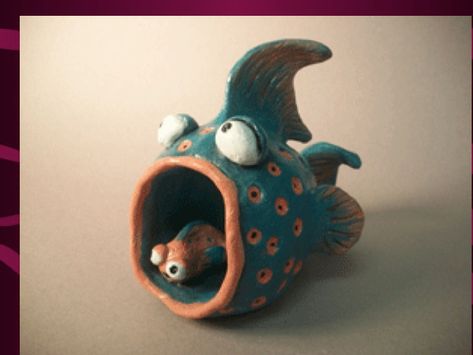 Fish Eating, Clay Pinch Pots, Ceramic Monsters, Pottery Pinch Pot, Clay Projects For Kids, Ceramic Pinch Pots, Clay Monsters, Eating Fish, Clay Fish