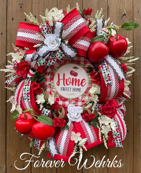 Ladybug Project, Fruit Wreaths, Door Reefs, Cherry Kitchen Decor, Cherry Decor, House Wreath, Spring Front Door, Wreath Inspiration, Fruit Wreath