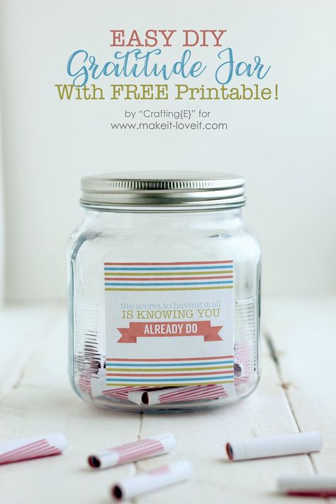 Printable DIY Gratitude Jar | Make It and Love It Blessing Jar Printable, Blessings Jar, Gratitude Jar, Gratitude Activities, Jar Diy, Do It Yourself Projects, Décor Diy, Jar Crafts, Diy Printables