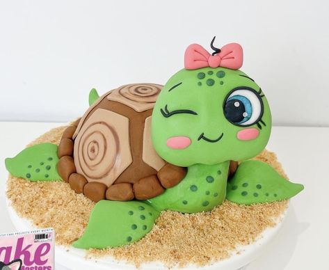 Turtle Cake Design, Turtle Cake Ideas, Clay Turtles, Turtle Cakes, Sea Turtle Cake, Turtle Cupcakes, Ocean Cakes, Turtle Cake, Birthday Baking