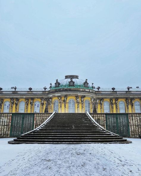 Amjad Rauf on Instagram: “Frederick the Great’s Sanssouci in the snow. The palace was built by Georg Wenzeslaus von Knobelsdorff between 1745 and 1747 as a summer…” Sanssouci Palace, Frederick The Great, Best Nature Wallpapers, Nature Wallpapers, Nature Wallpaper, The Snow, Beautiful World, Palace, Louvre