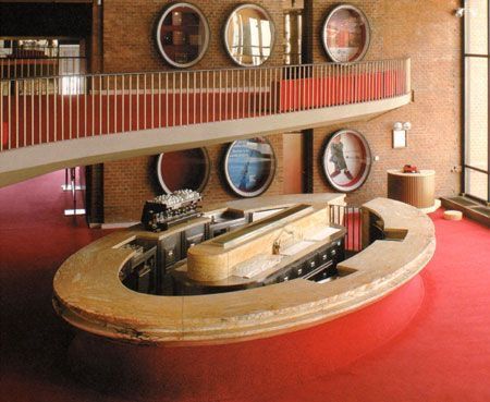 Teatro Regio, Carlo Mollino, Architecture Blueprints, 70s Interior, Brutalism Architecture, Retail Space Design, Retro Interior Design, Famous Architects, Retro Interior