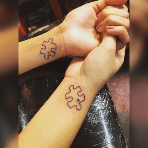 InkMatch 30 Deep Meaningful Tattoo Ideas For You And Your Best Friend - Deep Meaningful Tattoos, Couples Puzzle, Puzzle Piece Tattoo, Puzzle Tattoos, Promise Tattoo, Twin Tattoos, Matching Best Friend Tattoos, Bestie Tattoo, Matching Sister Tattoos