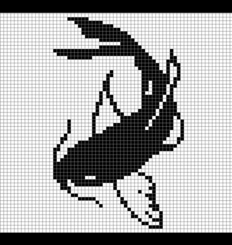 Pixel Crochet Tapestry, Koi Fish Pixel Art Grid, Black And White Crochet Tapestry Pattern, Black And White Tapestry Crochet, Pixel Art Pattern Black And White, Fish Tapestry Crochet, Black And White Pixel Art Grid, Pixel Art Difficile, Fish Pixel Art