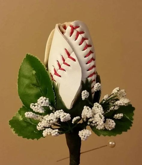 Baseball flower Baseball Flower Tattoo, Baseball Arrangements, Baseball Flowers Diy, Baseball Flower Arrangement, Baseball Flowers, Bat Cute, Baseball Things, Cool Baseball Bat, Baseball Ideas