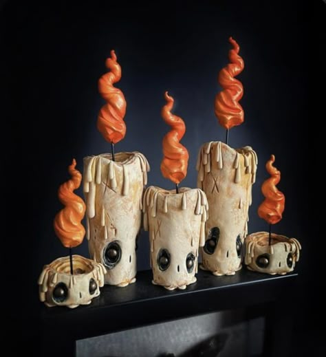 Spooky Polymer Clay Ideas, Halloween Sculptures Clay, Fimo Halloween Ideas, Spooky Clay Ideas, Witchy Clay Ideas, Halloween Clay Projects, Creepy Clay Ideas, Spooky Clay Projects, Gothic Clay Ideas