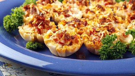 Hot Browns, Kentucky Derby Recipes, Kentucky Derby Food, Derby Food, Derby Recipe, Derby Party Food, Kentucky Derby Party Food, Kentucky Derby Party Ideas, Derby Party Ideas