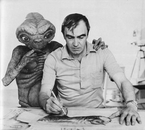 101 Behind The Scenes Photos from Iconic Movies Et The Extra Terrestrial, Septième Art, Steven Spielberg, Scene Photo, Iconic Movies, Nightwing, Special Effects, Film Serie, King Kong