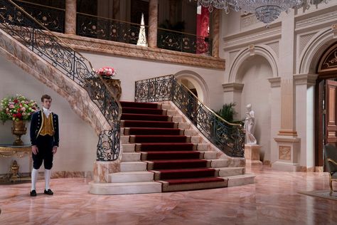 The Enduring Legacy of Gilded Age Architecture—Now on HBO | Architectural Digest Gilded Age Mansions Floor Plans, Gilded Age Mansions Interior, Gilded Age Architecture, Gilded Age House, Gilded Age Mansions, Rhode Island Mansions, Stanford White, Classic Mansion, Woolworth Building