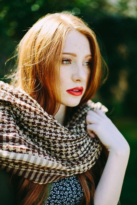 Madeline Ford by Audrey SimperFollow @madelineaford on Instagram Lindsay Hansen, Different Shades Of Red, Cloud Photos, Simply Red, Redhead Beauty, Hair Setting, Pure Beauty, Girls Dream, Ford Models